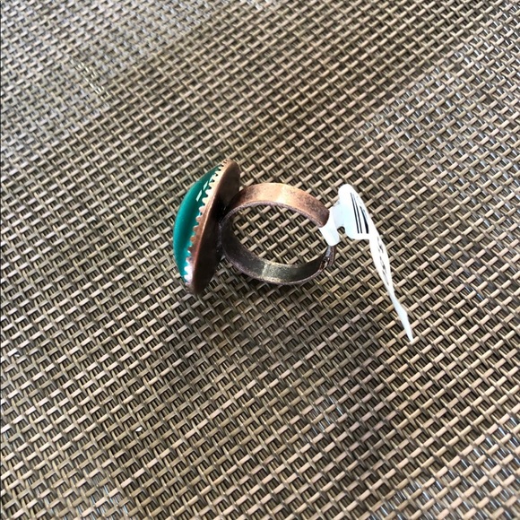 GREEN BASIC RING - Picture 2 of 2